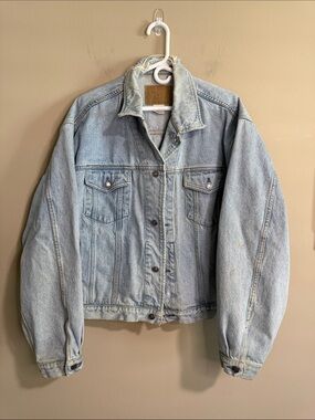GAP Vintage men’s  Light Blue Washed Denim Jacket